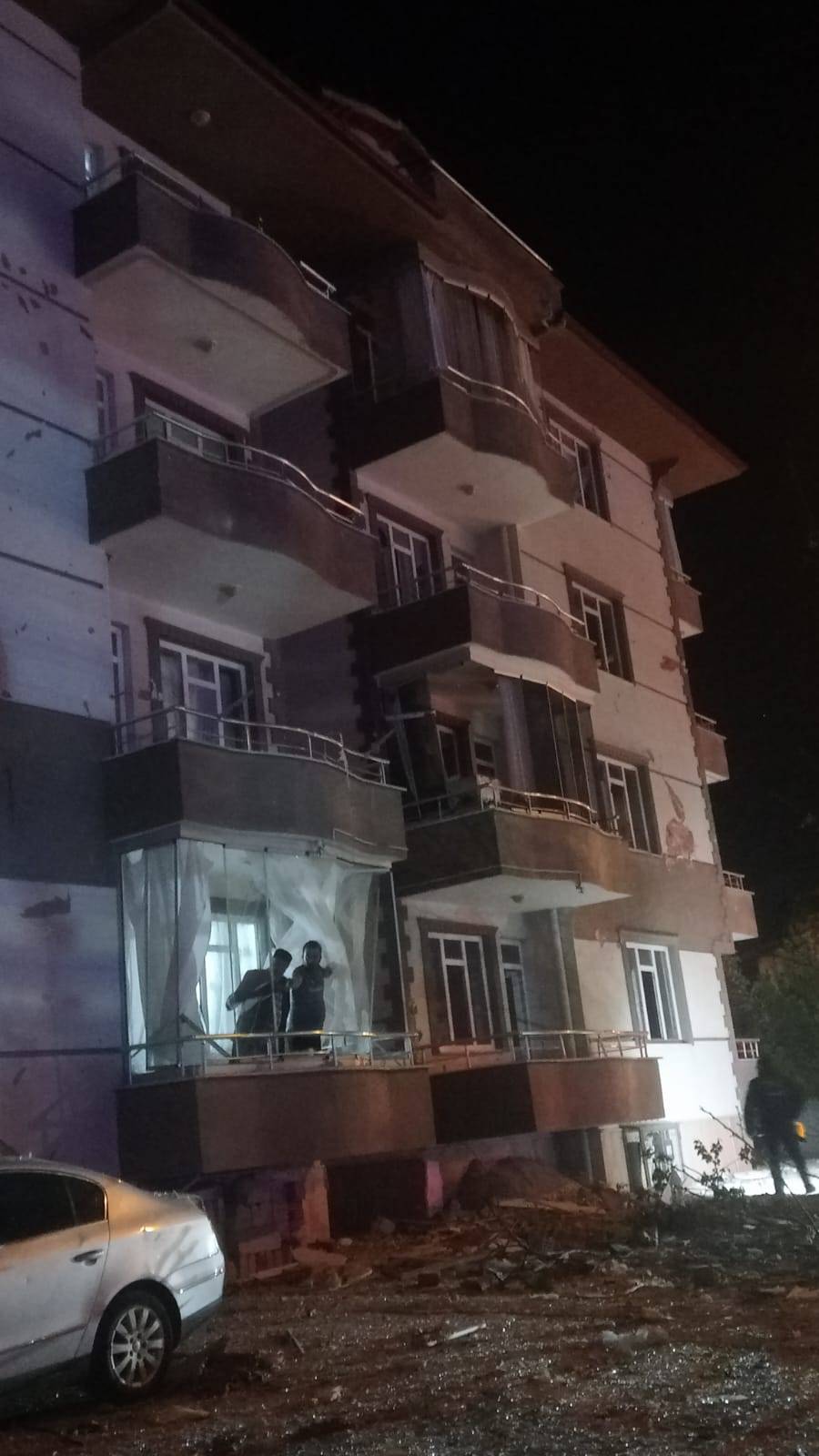 Konya’da doğalgaz patlaması! Yangın söndürüldü 14